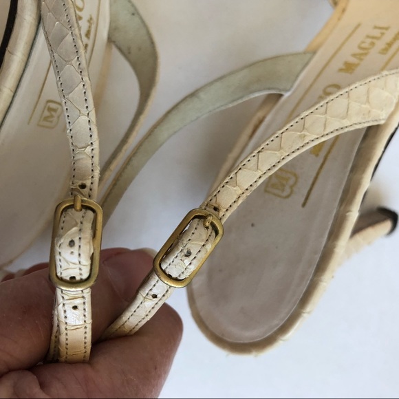 Vintage Bruno Magli Made in Italy Cream Snake Skin Peeptoe Slingback Heels - Picture 9 of 9
